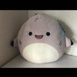 12 inch Gordon the Shark Squishmallow🦈❤️